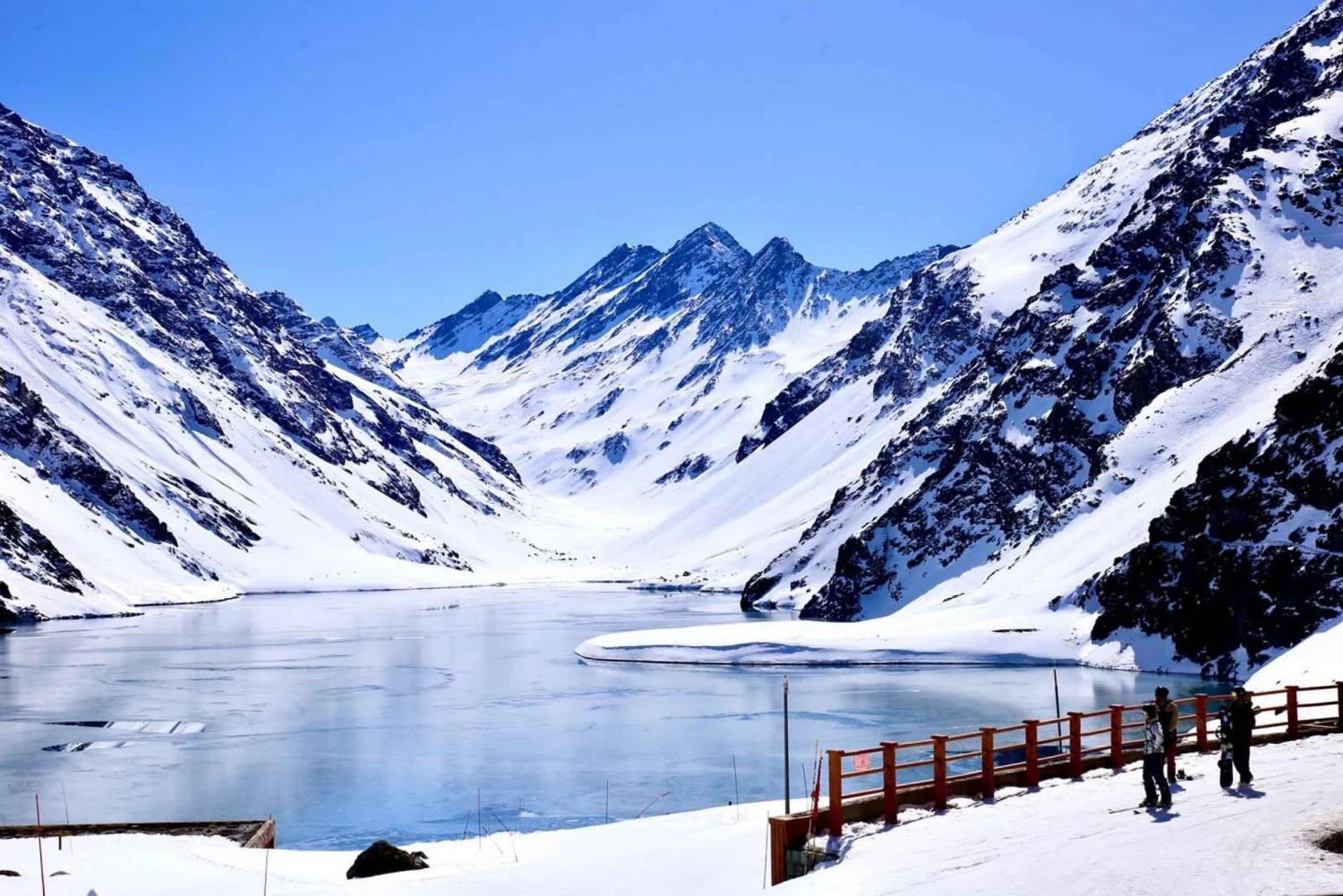 santiago-portillo-and-laguna-del-inca-day-trip-with-picnic-1272026